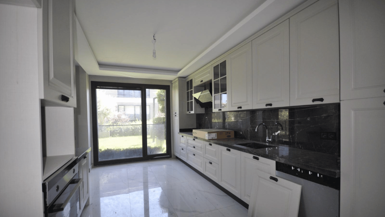 Mabeyn Sahil Apartment for Sale 5+2