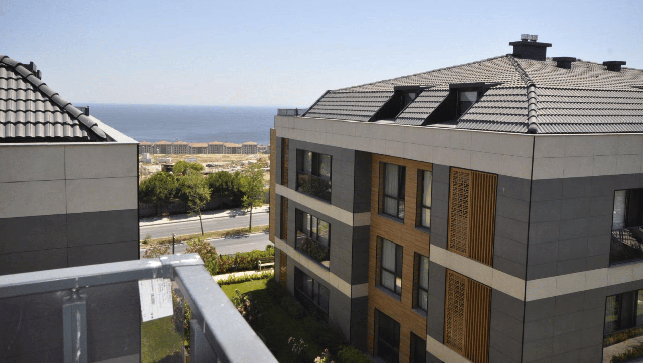 Mabeyn Sahil Apartment for Sale 7+2