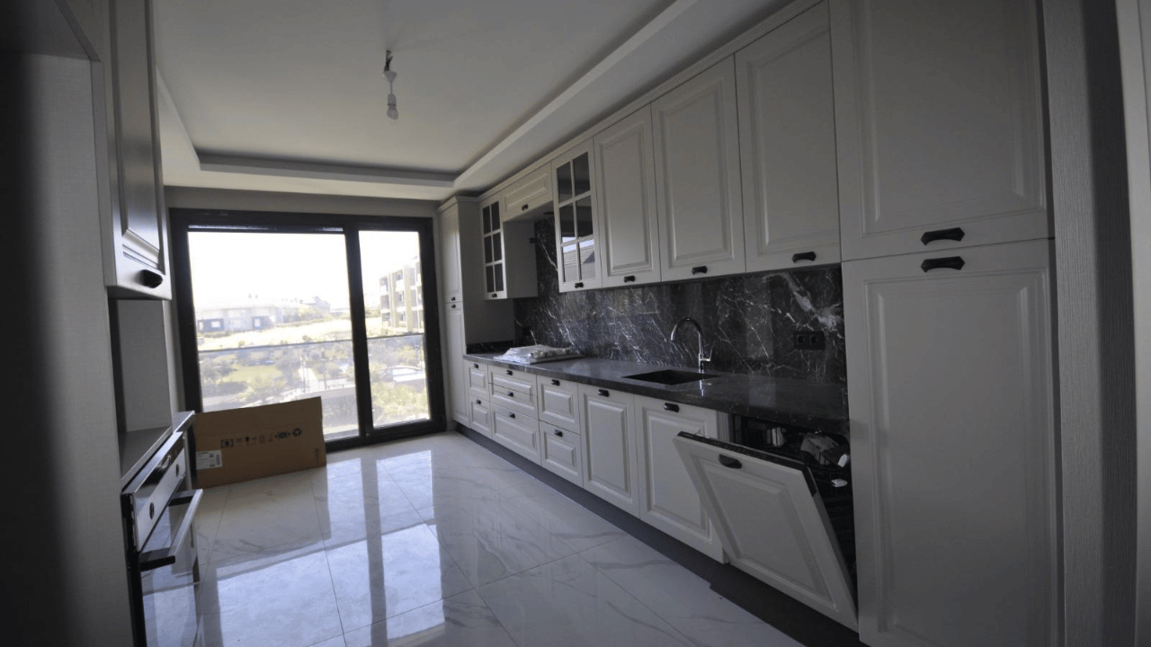Mabeyn Sahil Apartment for Sale 7+2