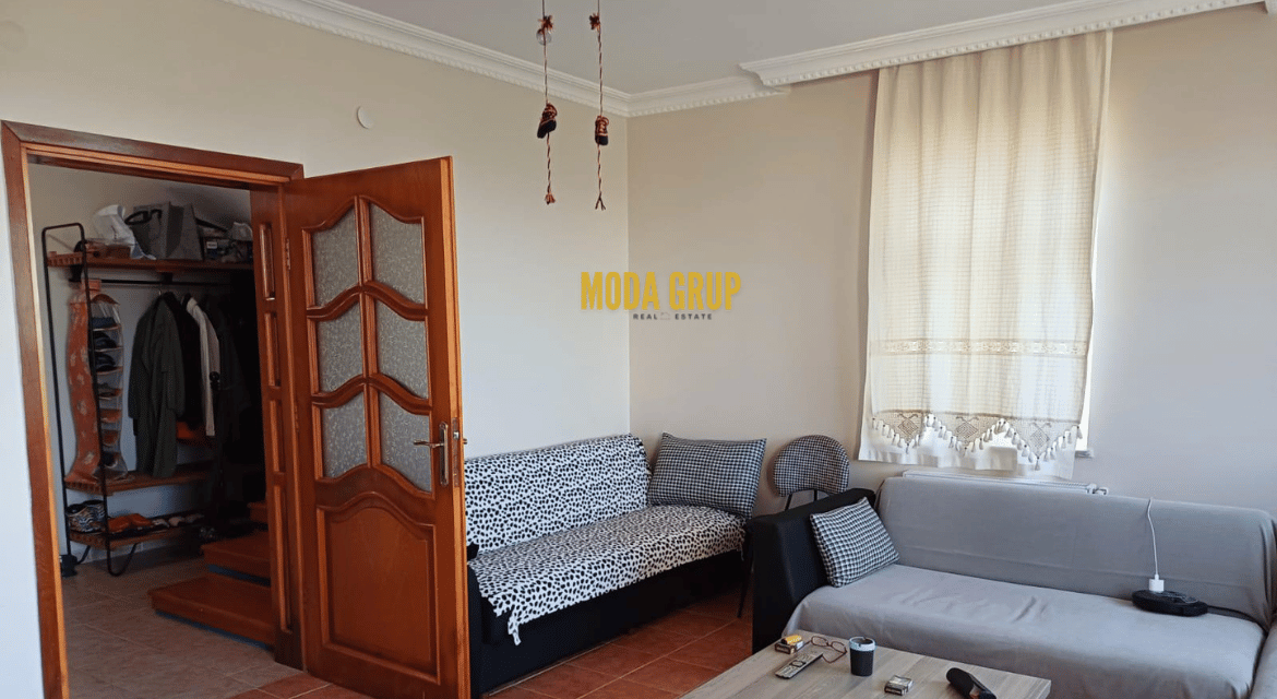Gürpınar Beylikdüzü | Spacious 5+2 Detached Villa for Sale in Istanbul