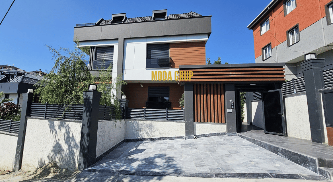 Luxury 5+2 Villa for Sale in Beylikdüzü Istanbul | Sea View, Private Pool & Turkish Citizenship