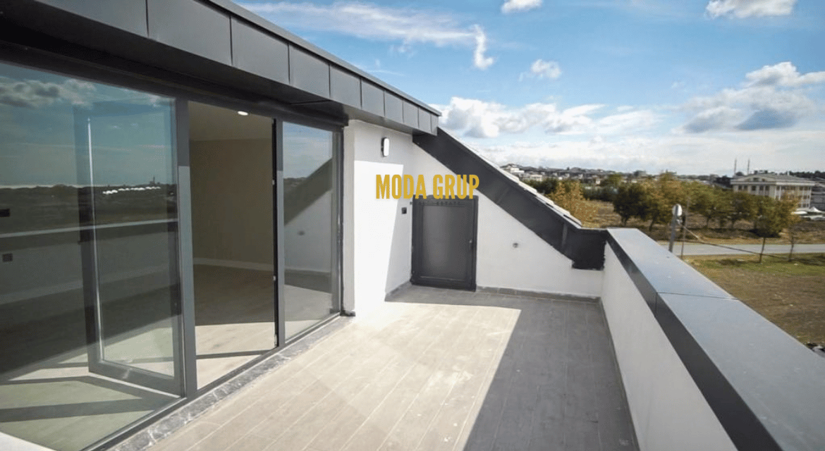 Beytown Villaları Villa for Sale in Beylikdüzü Gürpınar